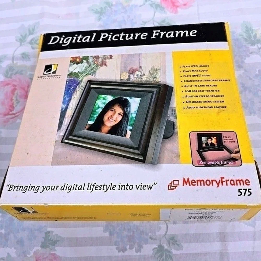 Digital Spectrum MemoryFrame 575 USB Digital Photo Frame Plays MP3 Audio‎ Video
